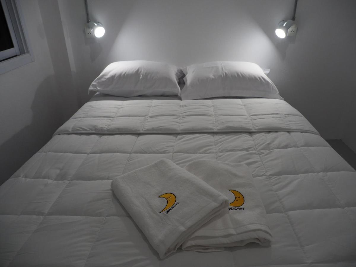 Prachan Hostel Thong Sala Bagian luar foto