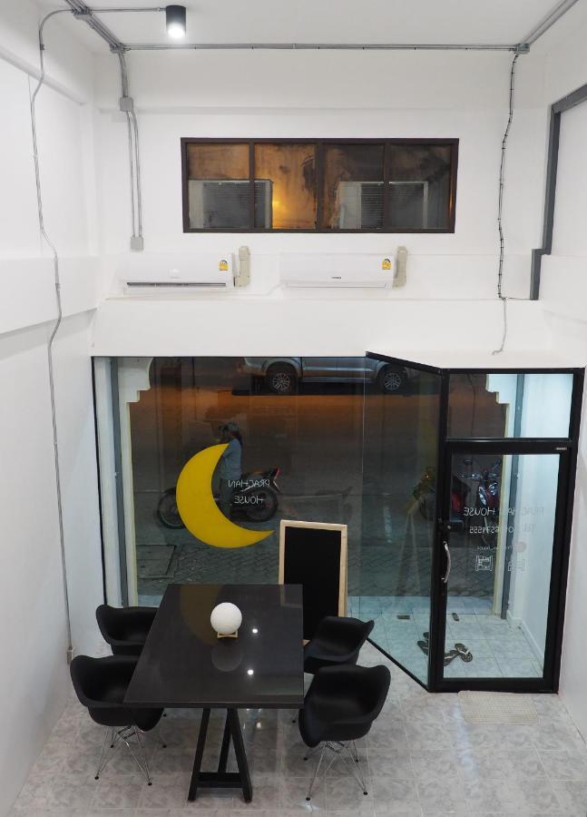 Prachan Hostel Thong Sala Bagian luar foto