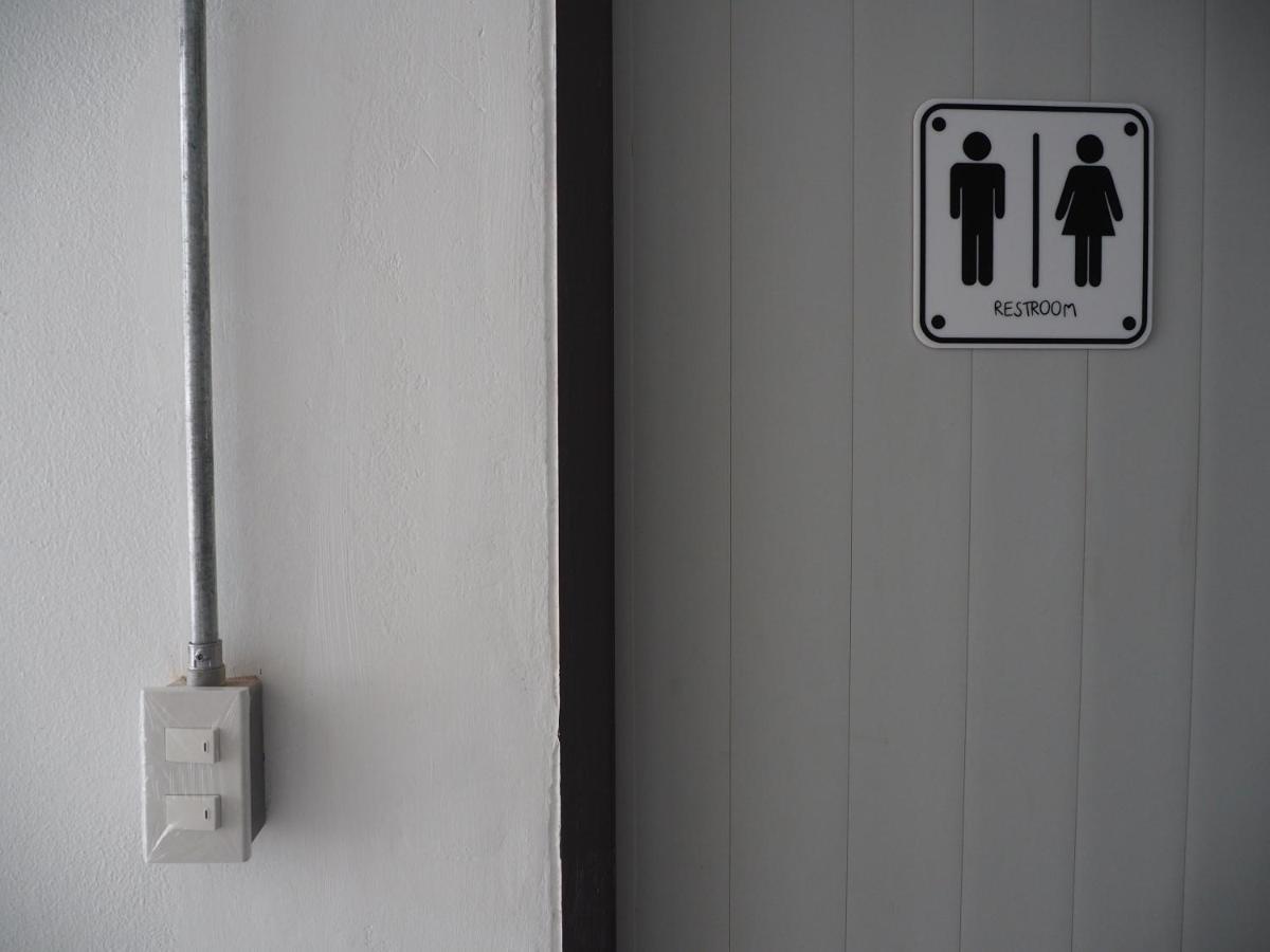 Prachan Hostel Thong Sala Bagian luar foto