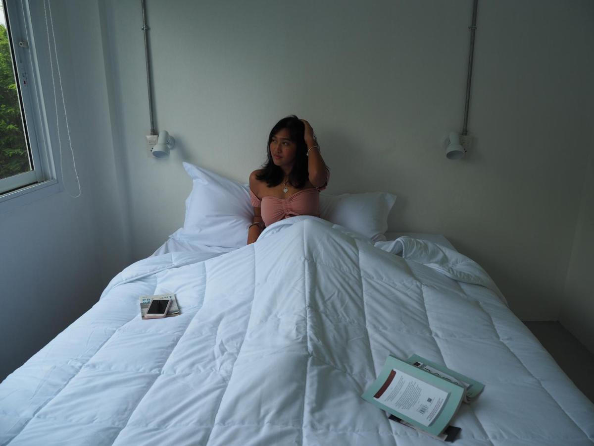 Prachan Hostel Thong Sala Bagian luar foto