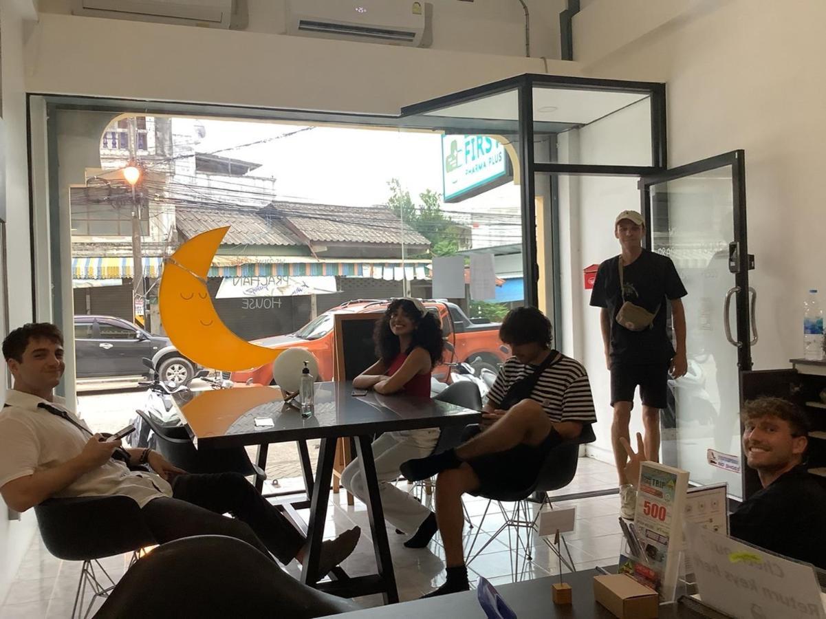 Prachan Hostel Thong Sala Bagian luar foto