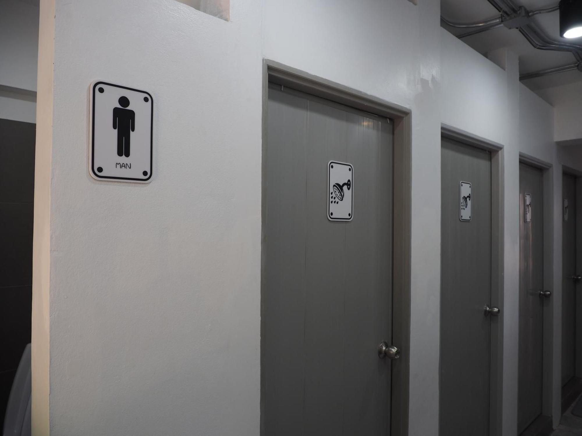 Prachan Hostel Thong Sala Bagian luar foto