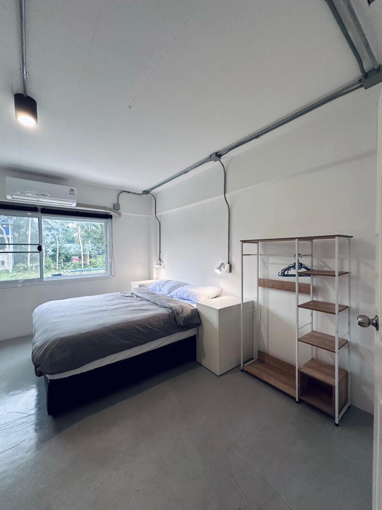 Prachan Hostel Thong Sala Bagian luar foto
