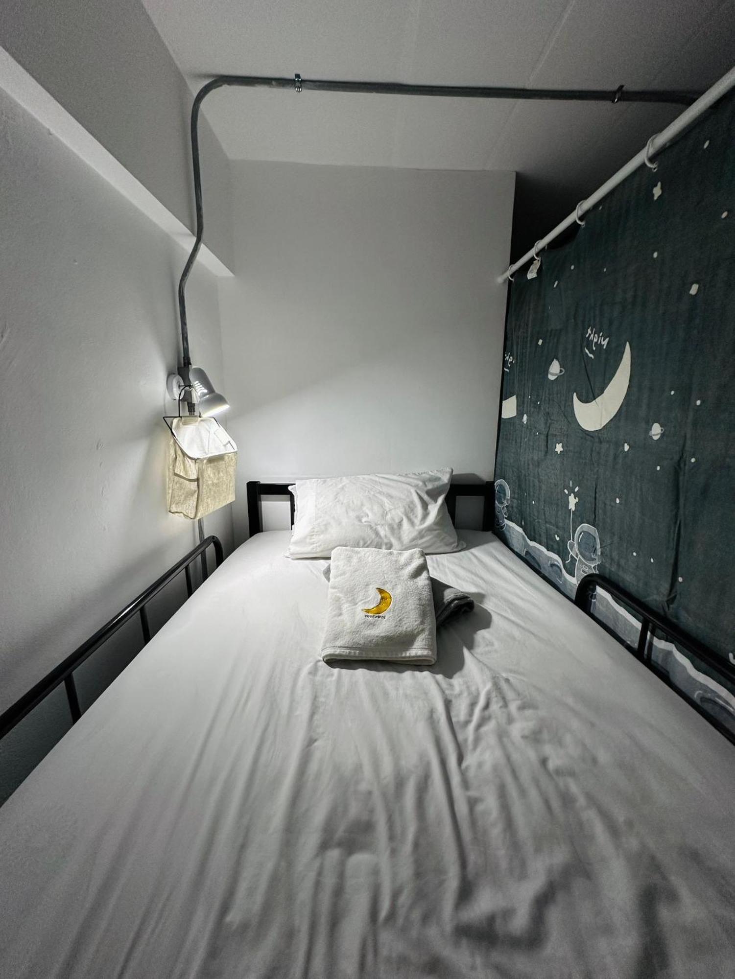 Prachan Hostel Thong Sala Bagian luar foto