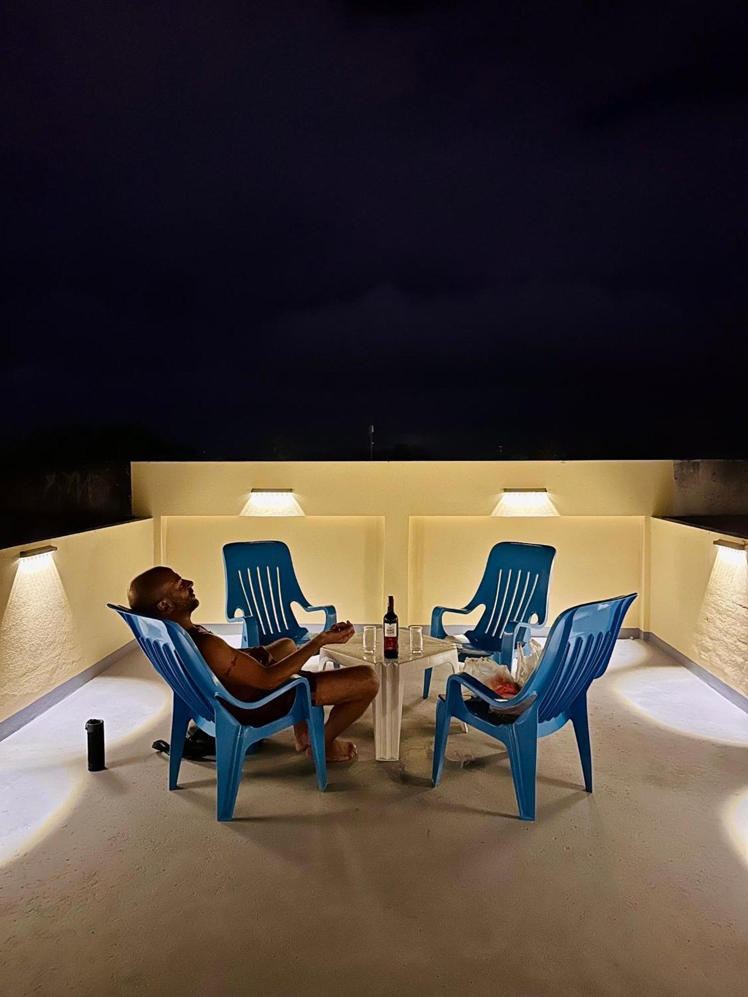 Prachan Hostel Thong Sala Bagian luar foto